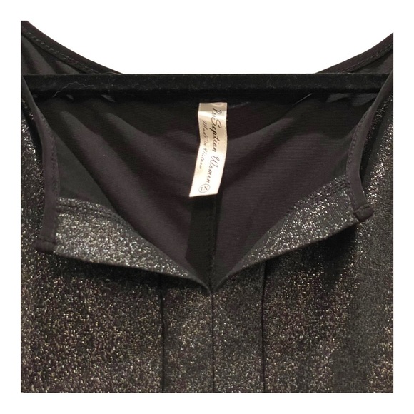 PERSEPTION Women Size 1X Black & Silver Shimmer Top - Picture 2 of 5